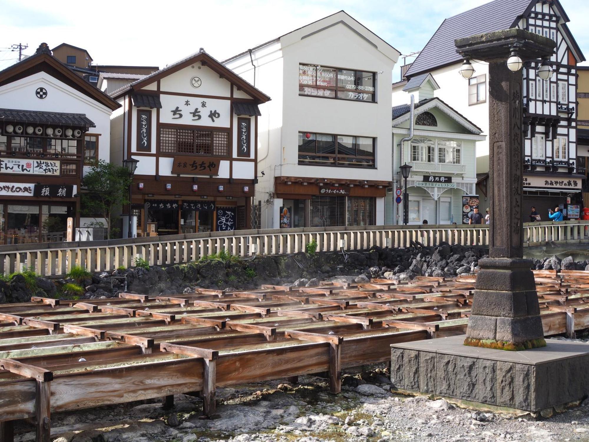 Buna Kusatsu Onsen Inn Ngoại thất bức ảnh